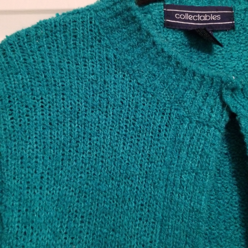 🌸Collectables Sweater - Picture 2 of 8